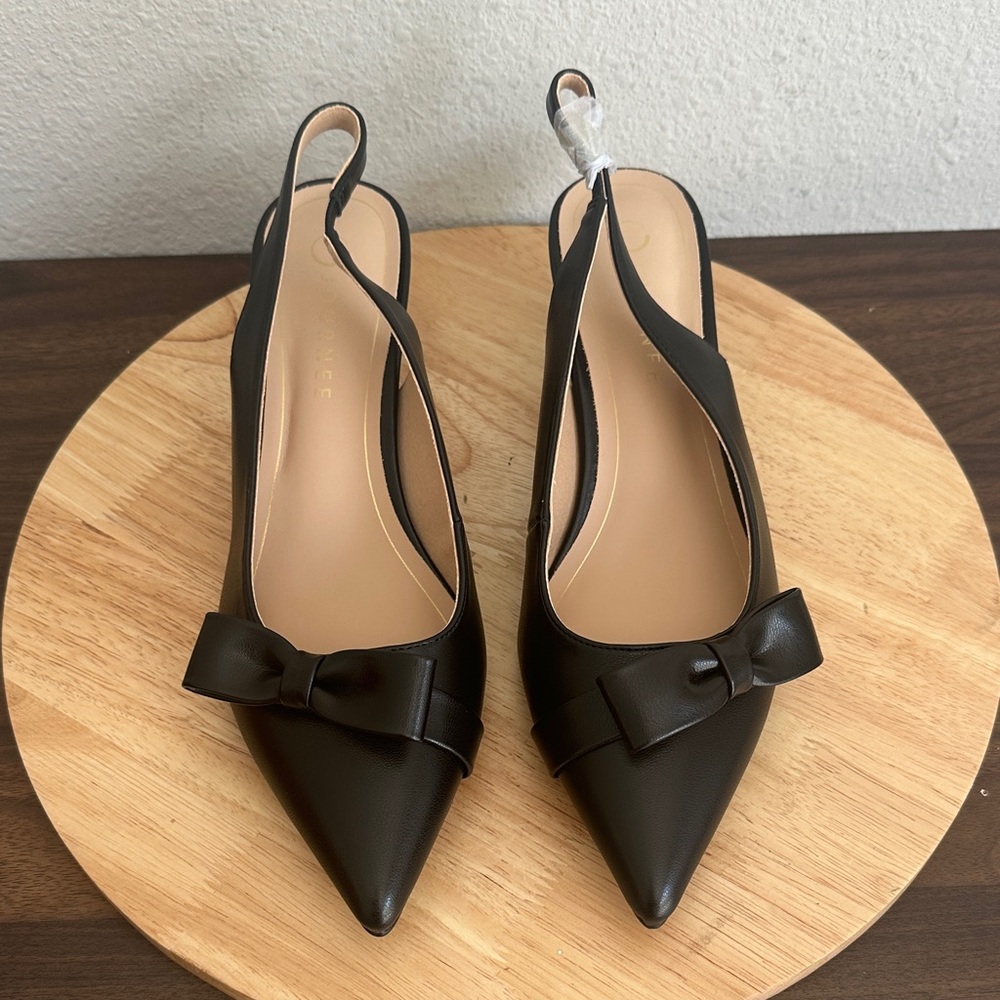 Journee Collection Paloma Womens Pointed Kitten Heel Pumps